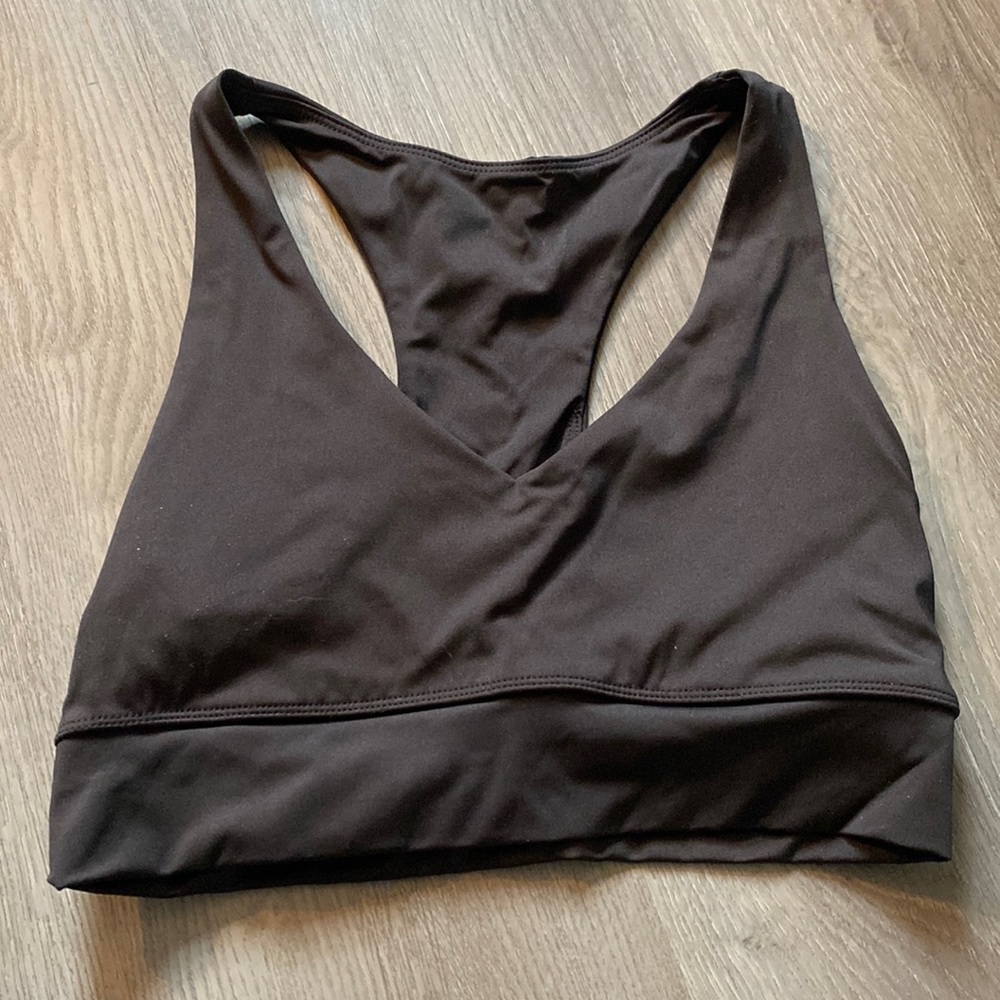 Black balance sports bra